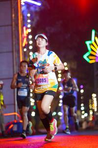 BIB: 25085
                            <button type="button" onclick="openModal(16866685)" class="btn btn-primary btn-sm float-right btn-popup" data-toggle="modal" data-target=".modal-high-quality">
                        <i class="fas fa-shopping-cart"></i> Add to Cart
                    </button>
                                            <button type="button" onclick="isThisMe(16866685, true)" class="btn btn-success btn-sm float-right btn-popup btn-isme hidden" data-toggle="tooltip" data-placement="bottom" title="นี่คือรูปของคุณใช่ไหม คลิกที่นี่เพื่อเอาเข้าอัลบั้ม">
                        <i class="fas fa-plus"></i> Add to album
                    </button>
                    <button type="button" onclick="isThisMe(16866685, false)" class="btn btn-warning btn-sm float-right btn-popup btn-isnotme hidden">
                        <i class="fas fa-ban"></i> Remove from album
                    </button>