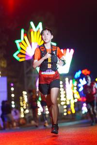 BIB: 164
                            <button type="button" onclick="openModal(16856393)" class="btn btn-primary btn-sm float-right btn-popup" data-toggle="modal" data-target=".modal-high-quality">
                        <i class="fas fa-shopping-cart"></i> Add to Cart
                    </button>
                                            <button type="button" onclick="isThisMe(16856393, true)" class="btn btn-success btn-sm float-right btn-popup btn-isme hidden" data-toggle="tooltip" data-placement="bottom" title="นี่คือรูปของคุณใช่ไหม คลิกที่นี่เพื่อเอาเข้าอัลบั้ม">
                        <i class="fas fa-plus"></i> Add to album
                    </button>
                    <button type="button" onclick="isThisMe(16856393, false)" class="btn btn-warning btn-sm float-right btn-popup btn-isnotme hidden">
                        <i class="fas fa-ban"></i> Remove from album
                    </button>