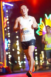 BIB: 21266, 2003
                            <button type="button" onclick="openModal(16867054)" class="btn btn-primary btn-sm float-right btn-popup" data-toggle="modal" data-target=".modal-high-quality">
                        <i class="fas fa-shopping-cart"></i> Add to Cart
                    </button>
                                            <button type="button" onclick="isThisMe(16867054, true)" class="btn btn-success btn-sm float-right btn-popup btn-isme hidden" data-toggle="tooltip" data-placement="bottom" title="นี่คือรูปของคุณใช่ไหม คลิกที่นี่เพื่อเอาเข้าอัลบั้ม">
                        <i class="fas fa-plus"></i> Add to album
                    </button>
                    <button type="button" onclick="isThisMe(16867054, false)" class="btn btn-warning btn-sm float-right btn-popup btn-isnotme hidden">
                        <i class="fas fa-ban"></i> Remove from album
                    </button>