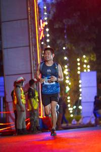 BIB: 4143
                            <button type="button" onclick="openModal(16849451)" class="btn btn-primary btn-sm float-right btn-popup" data-toggle="modal" data-target=".modal-high-quality">
                        <i class="fas fa-shopping-cart"></i> Add to Cart
                    </button>
                                            <button type="button" onclick="isThisMe(16849451, true)" class="btn btn-success btn-sm float-right btn-popup btn-isme hidden" data-toggle="tooltip" data-placement="bottom" title="นี่คือรูปของคุณใช่ไหม คลิกที่นี่เพื่อเอาเข้าอัลบั้ม">
                        <i class="fas fa-plus"></i> Add to album
                    </button>
                    <button type="button" onclick="isThisMe(16849451, false)" class="btn btn-warning btn-sm float-right btn-popup btn-isnotme hidden">
                        <i class="fas fa-ban"></i> Remove from album
                    </button>