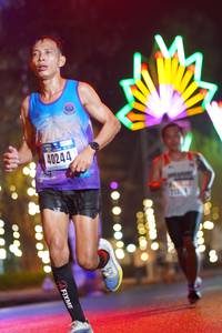 BIB: 40244
                            <button type="button" onclick="openModal(16802402)" class="btn btn-primary btn-sm float-right btn-popup" data-toggle="modal" data-target=".modal-high-quality">
                        <i class="fas fa-shopping-cart"></i> Add to Cart
                    </button>
                                            <button type="button" onclick="isThisMe(16802402, true)" class="btn btn-success btn-sm float-right btn-popup btn-isme hidden" data-toggle="tooltip" data-placement="bottom" title="นี่คือรูปของคุณใช่ไหม คลิกที่นี่เพื่อเอาเข้าอัลบั้ม">
                        <i class="fas fa-plus"></i> Add to album
                    </button>
                    <button type="button" onclick="isThisMe(16802402, false)" class="btn btn-warning btn-sm float-right btn-popup btn-isnotme hidden">
                        <i class="fas fa-ban"></i> Remove from album
                    </button>