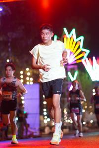 BIB: 20018
                            <button type="button" onclick="openModal(16878046)" class="btn btn-primary btn-sm float-right btn-popup" data-toggle="modal" data-target=".modal-high-quality">
                        <i class="fas fa-shopping-cart"></i> Add to Cart
                    </button>
                                            <button type="button" onclick="isThisMe(16878046, true)" class="btn btn-success btn-sm float-right btn-popup btn-isme hidden" data-toggle="tooltip" data-placement="bottom" title="นี่คือรูปของคุณใช่ไหม คลิกที่นี่เพื่อเอาเข้าอัลบั้ม">
                        <i class="fas fa-plus"></i> Add to album
                    </button>
                    <button type="button" onclick="isThisMe(16878046, false)" class="btn btn-warning btn-sm float-right btn-popup btn-isnotme hidden">
                        <i class="fas fa-ban"></i> Remove from album
                    </button>