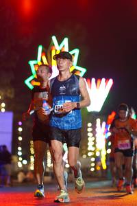 BIB: 405
                            <button type="button" onclick="openModal(16864322)" class="btn btn-primary btn-sm float-right btn-popup" data-toggle="modal" data-target=".modal-high-quality">
                        <i class="fas fa-shopping-cart"></i> Add to Cart
                    </button>
                                            <button type="button" onclick="isThisMe(16864322, true)" class="btn btn-success btn-sm float-right btn-popup btn-isme hidden" data-toggle="tooltip" data-placement="bottom" title="นี่คือรูปของคุณใช่ไหม คลิกที่นี่เพื่อเอาเข้าอัลบั้ม">
                        <i class="fas fa-plus"></i> Add to album
                    </button>
                    <button type="button" onclick="isThisMe(16864322, false)" class="btn btn-warning btn-sm float-right btn-popup btn-isnotme hidden">
                        <i class="fas fa-ban"></i> Remove from album
                    </button>