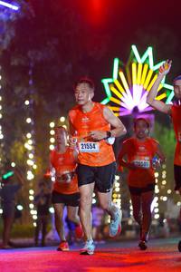 BIB: 21554, 20501
                            <button type="button" onclick="openModal(16862594)" class="btn btn-primary btn-sm float-right btn-popup" data-toggle="modal" data-target=".modal-high-quality">
                        <i class="fas fa-shopping-cart"></i> Add to Cart
                    </button>
                                            <button type="button" onclick="isThisMe(16862594, true)" class="btn btn-success btn-sm float-right btn-popup btn-isme hidden" data-toggle="tooltip" data-placement="bottom" title="นี่คือรูปของคุณใช่ไหม คลิกที่นี่เพื่อเอาเข้าอัลบั้ม">
                        <i class="fas fa-plus"></i> Add to album
                    </button>
                    <button type="button" onclick="isThisMe(16862594, false)" class="btn btn-warning btn-sm float-right btn-popup btn-isnotme hidden">
                        <i class="fas fa-ban"></i> Remove from album
                    </button>