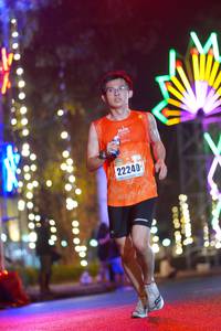 BIB: 22240
                            <button type="button" onclick="openModal(16812182)" class="btn btn-primary btn-sm float-right btn-popup" data-toggle="modal" data-target=".modal-high-quality">
                        <i class="fas fa-shopping-cart"></i> Add to Cart
                    </button>
                                            <button type="button" onclick="isThisMe(16812182, true)" class="btn btn-success btn-sm float-right btn-popup btn-isme hidden" data-toggle="tooltip" data-placement="bottom" title="นี่คือรูปของคุณใช่ไหม คลิกที่นี่เพื่อเอาเข้าอัลบั้ม">
                        <i class="fas fa-plus"></i> Add to album
                    </button>
                    <button type="button" onclick="isThisMe(16812182, false)" class="btn btn-warning btn-sm float-right btn-popup btn-isnotme hidden">
                        <i class="fas fa-ban"></i> Remove from album
                    </button>