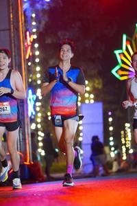 BIB: 267
                            <button type="button" onclick="openModal(16866972)" class="btn btn-primary btn-sm float-right btn-popup" data-toggle="modal" data-target=".modal-high-quality">
                        <i class="fas fa-shopping-cart"></i> Add to Cart
                    </button>
                                            <button type="button" onclick="isThisMe(16866972, true)" class="btn btn-success btn-sm float-right btn-popup btn-isme hidden" data-toggle="tooltip" data-placement="bottom" title="นี่คือรูปของคุณใช่ไหม คลิกที่นี่เพื่อเอาเข้าอัลบั้ม">
                        <i class="fas fa-plus"></i> Add to album
                    </button>
                    <button type="button" onclick="isThisMe(16866972, false)" class="btn btn-warning btn-sm float-right btn-popup btn-isnotme hidden">
                        <i class="fas fa-ban"></i> Remove from album
                    </button>