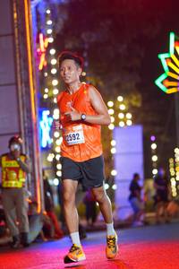 BIB: 2592
                            <button type="button" onclick="openModal(16814462)" class="btn btn-primary btn-sm float-right btn-popup" data-toggle="modal" data-target=".modal-high-quality">
                        <i class="fas fa-shopping-cart"></i> Add to Cart
                    </button>
                                            <button type="button" onclick="isThisMe(16814462, true)" class="btn btn-success btn-sm float-right btn-popup btn-isme hidden" data-toggle="tooltip" data-placement="bottom" title="นี่คือรูปของคุณใช่ไหม คลิกที่นี่เพื่อเอาเข้าอัลบั้ม">
                        <i class="fas fa-plus"></i> Add to album
                    </button>
                    <button type="button" onclick="isThisMe(16814462, false)" class="btn btn-warning btn-sm float-right btn-popup btn-isnotme hidden">
                        <i class="fas fa-ban"></i> Remove from album
                    </button>