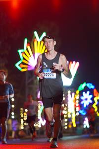 BIB: 42220
                            <button type="button" onclick="openModal(16862996)" class="btn btn-primary btn-sm float-right btn-popup" data-toggle="modal" data-target=".modal-high-quality">
                        <i class="fas fa-shopping-cart"></i> Add to Cart
                    </button>
                                            <button type="button" onclick="isThisMe(16862996, true)" class="btn btn-success btn-sm float-right btn-popup btn-isme hidden" data-toggle="tooltip" data-placement="bottom" title="นี่คือรูปของคุณใช่ไหม คลิกที่นี่เพื่อเอาเข้าอัลบั้ม">
                        <i class="fas fa-plus"></i> Add to album
                    </button>
                    <button type="button" onclick="isThisMe(16862996, false)" class="btn btn-warning btn-sm float-right btn-popup btn-isnotme hidden">
                        <i class="fas fa-ban"></i> Remove from album
                    </button>