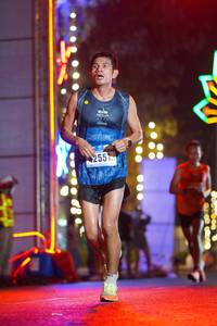 BIB: 255
                            <button type="button" onclick="openModal(16882313)" class="btn btn-primary btn-sm float-right btn-popup" data-toggle="modal" data-target=".modal-high-quality">
                        <i class="fas fa-shopping-cart"></i> Add to Cart
                    </button>
                                            <button type="button" onclick="isThisMe(16882313, true)" class="btn btn-success btn-sm float-right btn-popup btn-isme hidden" data-toggle="tooltip" data-placement="bottom" title="นี่คือรูปของคุณใช่ไหม คลิกที่นี่เพื่อเอาเข้าอัลบั้ม">
                        <i class="fas fa-plus"></i> Add to album
                    </button>
                    <button type="button" onclick="isThisMe(16882313, false)" class="btn btn-warning btn-sm float-right btn-popup btn-isnotme hidden">
                        <i class="fas fa-ban"></i> Remove from album
                    </button>