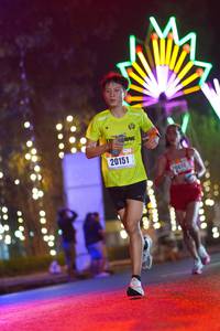 BIB: 20151
                            <button type="button" onclick="openModal(16799581)" class="btn btn-primary btn-sm float-right btn-popup" data-toggle="modal" data-target=".modal-high-quality">
                        <i class="fas fa-shopping-cart"></i> Add to Cart
                    </button>
                                            <button type="button" onclick="isThisMe(16799581, true)" class="btn btn-success btn-sm float-right btn-popup btn-isme hidden" data-toggle="tooltip" data-placement="bottom" title="นี่คือรูปของคุณใช่ไหม คลิกที่นี่เพื่อเอาเข้าอัลบั้ม">
                        <i class="fas fa-plus"></i> Add to album
                    </button>
                    <button type="button" onclick="isThisMe(16799581, false)" class="btn btn-warning btn-sm float-right btn-popup btn-isnotme hidden">
                        <i class="fas fa-ban"></i> Remove from album
                    </button>