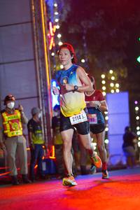 BIB: 2114, 285
                            <button type="button" onclick="openModal(16838116)" class="btn btn-primary btn-sm float-right btn-popup" data-toggle="modal" data-target=".modal-high-quality">
                        <i class="fas fa-shopping-cart"></i> Add to Cart
                    </button>
                                            <button type="button" onclick="isThisMe(16838116, true)" class="btn btn-success btn-sm float-right btn-popup btn-isme hidden" data-toggle="tooltip" data-placement="bottom" title="นี่คือรูปของคุณใช่ไหม คลิกที่นี่เพื่อเอาเข้าอัลบั้ม">
                        <i class="fas fa-plus"></i> Add to album
                    </button>
                    <button type="button" onclick="isThisMe(16838116, false)" class="btn btn-warning btn-sm float-right btn-popup btn-isnotme hidden">
                        <i class="fas fa-ban"></i> Remove from album
                    </button>