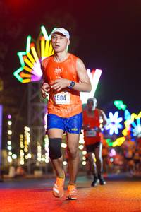 BIB: 1584
                            <button type="button" onclick="openModal(16880328)" class="btn btn-primary btn-sm float-right btn-popup" data-toggle="modal" data-target=".modal-high-quality">
                        <i class="fas fa-shopping-cart"></i> Add to Cart
                    </button>
                                            <button type="button" onclick="isThisMe(16880328, true)" class="btn btn-success btn-sm float-right btn-popup btn-isme hidden" data-toggle="tooltip" data-placement="bottom" title="นี่คือรูปของคุณใช่ไหม คลิกที่นี่เพื่อเอาเข้าอัลบั้ม">
                        <i class="fas fa-plus"></i> Add to album
                    </button>
                    <button type="button" onclick="isThisMe(16880328, false)" class="btn btn-warning btn-sm float-right btn-popup btn-isnotme hidden">
                        <i class="fas fa-ban"></i> Remove from album
                    </button>