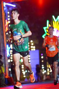 BIB: 3083
                            <button type="button" onclick="openModal(16852397)" class="btn btn-primary btn-sm float-right btn-popup" data-toggle="modal" data-target=".modal-high-quality">
                        <i class="fas fa-shopping-cart"></i> Add to Cart
                    </button>
                                            <button type="button" onclick="isThisMe(16852397, true)" class="btn btn-success btn-sm float-right btn-popup btn-isme hidden" data-toggle="tooltip" data-placement="bottom" title="นี่คือรูปของคุณใช่ไหม คลิกที่นี่เพื่อเอาเข้าอัลบั้ม">
                        <i class="fas fa-plus"></i> Add to album
                    </button>
                    <button type="button" onclick="isThisMe(16852397, false)" class="btn btn-warning btn-sm float-right btn-popup btn-isnotme hidden">
                        <i class="fas fa-ban"></i> Remove from album
                    </button>