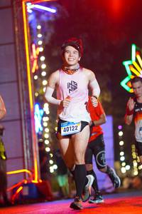 BIB: 40122
                            <button type="button" onclick="openModal(16868384)" class="btn btn-primary btn-sm float-right btn-popup" data-toggle="modal" data-target=".modal-high-quality">
                        <i class="fas fa-shopping-cart"></i> Add to Cart
                    </button>
                                            <button type="button" onclick="isThisMe(16868384, true)" class="btn btn-success btn-sm float-right btn-popup btn-isme hidden" data-toggle="tooltip" data-placement="bottom" title="นี่คือรูปของคุณใช่ไหม คลิกที่นี่เพื่อเอาเข้าอัลบั้ม">
                        <i class="fas fa-plus"></i> Add to album
                    </button>
                    <button type="button" onclick="isThisMe(16868384, false)" class="btn btn-warning btn-sm float-right btn-popup btn-isnotme hidden">
                        <i class="fas fa-ban"></i> Remove from album
                    </button>