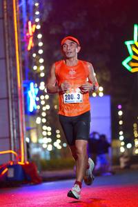 BIB: 200
                            <button type="button" onclick="openModal(16798891)" class="btn btn-primary btn-sm float-right btn-popup" data-toggle="modal" data-target=".modal-high-quality">
                        <i class="fas fa-shopping-cart"></i> Add to Cart
                    </button>
                                            <button type="button" onclick="isThisMe(16798891, true)" class="btn btn-success btn-sm float-right btn-popup btn-isme hidden" data-toggle="tooltip" data-placement="bottom" title="นี่คือรูปของคุณใช่ไหม คลิกที่นี่เพื่อเอาเข้าอัลบั้ม">
                        <i class="fas fa-plus"></i> Add to album
                    </button>
                    <button type="button" onclick="isThisMe(16798891, false)" class="btn btn-warning btn-sm float-right btn-popup btn-isnotme hidden">
                        <i class="fas fa-ban"></i> Remove from album
                    </button>