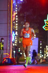 BIB: 262
                            <button type="button" onclick="openModal(16865075)" class="btn btn-primary btn-sm float-right btn-popup" data-toggle="modal" data-target=".modal-high-quality">
                        <i class="fas fa-shopping-cart"></i> Add to Cart
                    </button>
                                            <button type="button" onclick="isThisMe(16865075, true)" class="btn btn-success btn-sm float-right btn-popup btn-isme hidden" data-toggle="tooltip" data-placement="bottom" title="นี่คือรูปของคุณใช่ไหม คลิกที่นี่เพื่อเอาเข้าอัลบั้ม">
                        <i class="fas fa-plus"></i> Add to album
                    </button>
                    <button type="button" onclick="isThisMe(16865075, false)" class="btn btn-warning btn-sm float-right btn-popup btn-isnotme hidden">
                        <i class="fas fa-ban"></i> Remove from album
                    </button>