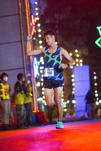 BIB: 208
                            <button type="button" onclick="openModal(16857410)" class="btn btn-primary btn-sm float-right btn-popup" data-toggle="modal" data-target=".modal-high-quality">
                        <i class="fas fa-shopping-cart"></i> Add to Cart
                    </button>
                                            <button type="button" onclick="isThisMe(16857410, true)" class="btn btn-success btn-sm float-right btn-popup btn-isme hidden" data-toggle="tooltip" data-placement="bottom" title="นี่คือรูปของคุณใช่ไหม คลิกที่นี่เพื่อเอาเข้าอัลบั้ม">
                        <i class="fas fa-plus"></i> Add to album
                    </button>
                    <button type="button" onclick="isThisMe(16857410, false)" class="btn btn-warning btn-sm float-right btn-popup btn-isnotme hidden">
                        <i class="fas fa-ban"></i> Remove from album
                    </button>