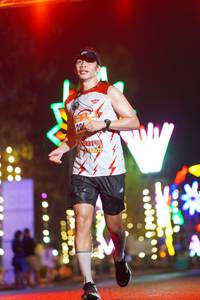 BIB: 206
                            <button type="button" onclick="openModal(16863684)" class="btn btn-primary btn-sm float-right btn-popup" data-toggle="modal" data-target=".modal-high-quality">
                        <i class="fas fa-shopping-cart"></i> Add to Cart
                    </button>
                                            <button type="button" onclick="isThisMe(16863684, true)" class="btn btn-success btn-sm float-right btn-popup btn-isme hidden" data-toggle="tooltip" data-placement="bottom" title="นี่คือรูปของคุณใช่ไหม คลิกที่นี่เพื่อเอาเข้าอัลบั้ม">
                        <i class="fas fa-plus"></i> Add to album
                    </button>
                    <button type="button" onclick="isThisMe(16863684, false)" class="btn btn-warning btn-sm float-right btn-popup btn-isnotme hidden">
                        <i class="fas fa-ban"></i> Remove from album
                    </button>