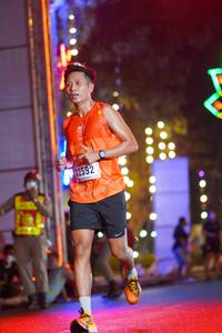 BIB: 22592
                            <button type="button" onclick="openModal(16814542)" class="btn btn-primary btn-sm float-right btn-popup" data-toggle="modal" data-target=".modal-high-quality">
                        <i class="fas fa-shopping-cart"></i> Add to Cart
                    </button>
                                            <button type="button" onclick="isThisMe(16814542, true)" class="btn btn-success btn-sm float-right btn-popup btn-isme hidden" data-toggle="tooltip" data-placement="bottom" title="นี่คือรูปของคุณใช่ไหม คลิกที่นี่เพื่อเอาเข้าอัลบั้ม">
                        <i class="fas fa-plus"></i> Add to album
                    </button>
                    <button type="button" onclick="isThisMe(16814542, false)" class="btn btn-warning btn-sm float-right btn-popup btn-isnotme hidden">
                        <i class="fas fa-ban"></i> Remove from album
                    </button>