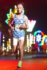 BIB: 20214
                            <button type="button" onclick="openModal(16822216)" class="btn btn-primary btn-sm float-right btn-popup" data-toggle="modal" data-target=".modal-high-quality">
                        <i class="fas fa-shopping-cart"></i> Add to Cart
                    </button>
                                            <button type="button" onclick="isThisMe(16822216, true)" class="btn btn-success btn-sm float-right btn-popup btn-isme hidden" data-toggle="tooltip" data-placement="bottom" title="นี่คือรูปของคุณใช่ไหม คลิกที่นี่เพื่อเอาเข้าอัลบั้ม">
                        <i class="fas fa-plus"></i> Add to album
                    </button>
                    <button type="button" onclick="isThisMe(16822216, false)" class="btn btn-warning btn-sm float-right btn-popup btn-isnotme hidden">
                        <i class="fas fa-ban"></i> Remove from album
                    </button>