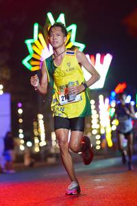 BIB: 216
                            <button type="button" onclick="openModal(16803948)" class="btn btn-primary btn-sm float-right btn-popup" data-toggle="modal" data-target=".modal-high-quality">
                        <i class="fas fa-shopping-cart"></i> Add to Cart
                    </button>
                                            <button type="button" onclick="isThisMe(16803948, true)" class="btn btn-success btn-sm float-right btn-popup btn-isme hidden" data-toggle="tooltip" data-placement="bottom" title="นี่คือรูปของคุณใช่ไหม คลิกที่นี่เพื่อเอาเข้าอัลบั้ม">
                        <i class="fas fa-plus"></i> Add to album
                    </button>
                    <button type="button" onclick="isThisMe(16803948, false)" class="btn btn-warning btn-sm float-right btn-popup btn-isnotme hidden">
                        <i class="fas fa-ban"></i> Remove from album
                    </button>