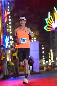 BIB: 266
                            <button type="button" onclick="openModal(16813127)" class="btn btn-primary btn-sm float-right btn-popup" data-toggle="modal" data-target=".modal-high-quality">
                        <i class="fas fa-shopping-cart"></i> Add to Cart
                    </button>
                                            <button type="button" onclick="isThisMe(16813127, true)" class="btn btn-success btn-sm float-right btn-popup btn-isme hidden" data-toggle="tooltip" data-placement="bottom" title="นี่คือรูปของคุณใช่ไหม คลิกที่นี่เพื่อเอาเข้าอัลบั้ม">
                        <i class="fas fa-plus"></i> Add to album
                    </button>
                    <button type="button" onclick="isThisMe(16813127, false)" class="btn btn-warning btn-sm float-right btn-popup btn-isnotme hidden">
                        <i class="fas fa-ban"></i> Remove from album
                    </button>