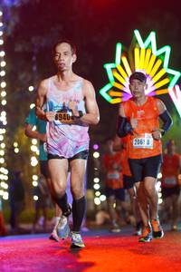 BIB: 89404, 206
                            <button type="button" onclick="openModal(16889930)" class="btn btn-primary btn-sm float-right btn-popup" data-toggle="modal" data-target=".modal-high-quality">
                        <i class="fas fa-shopping-cart"></i> Add to Cart
                    </button>
                                            <button type="button" onclick="isThisMe(16889930, true)" class="btn btn-success btn-sm float-right btn-popup btn-isme hidden" data-toggle="tooltip" data-placement="bottom" title="นี่คือรูปของคุณใช่ไหม คลิกที่นี่เพื่อเอาเข้าอัลบั้ม">
                        <i class="fas fa-plus"></i> Add to album
                    </button>
                    <button type="button" onclick="isThisMe(16889930, false)" class="btn btn-warning btn-sm float-right btn-popup btn-isnotme hidden">
                        <i class="fas fa-ban"></i> Remove from album
                    </button>
