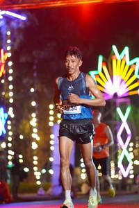 BIB: 40154
                            <button type="button" onclick="openModal(16864713)" class="btn btn-primary btn-sm float-right btn-popup" data-toggle="modal" data-target=".modal-high-quality">
                        <i class="fas fa-shopping-cart"></i> Add to Cart
                    </button>
                                            <button type="button" onclick="isThisMe(16864713, true)" class="btn btn-success btn-sm float-right btn-popup btn-isme hidden" data-toggle="tooltip" data-placement="bottom" title="นี่คือรูปของคุณใช่ไหม คลิกที่นี่เพื่อเอาเข้าอัลบั้ม">
                        <i class="fas fa-plus"></i> Add to album
                    </button>
                    <button type="button" onclick="isThisMe(16864713, false)" class="btn btn-warning btn-sm float-right btn-popup btn-isnotme hidden">
                        <i class="fas fa-ban"></i> Remove from album
                    </button>