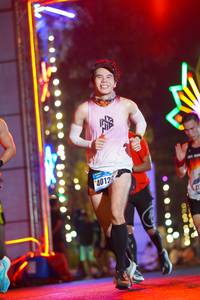 BIB: 4012
                            <button type="button" onclick="openModal(16868322)" class="btn btn-primary btn-sm float-right btn-popup" data-toggle="modal" data-target=".modal-high-quality">
                        <i class="fas fa-shopping-cart"></i> Add to Cart
                    </button>
                                            <button type="button" onclick="isThisMe(16868322, true)" class="btn btn-success btn-sm float-right btn-popup btn-isme hidden" data-toggle="tooltip" data-placement="bottom" title="นี่คือรูปของคุณใช่ไหม คลิกที่นี่เพื่อเอาเข้าอัลบั้ม">
                        <i class="fas fa-plus"></i> Add to album
                    </button>
                    <button type="button" onclick="isThisMe(16868322, false)" class="btn btn-warning btn-sm float-right btn-popup btn-isnotme hidden">
                        <i class="fas fa-ban"></i> Remove from album
                    </button>