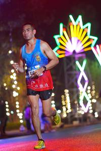 BIB: 410
                            <button type="button" onclick="openModal(16806053)" class="btn btn-primary btn-sm float-right btn-popup" data-toggle="modal" data-target=".modal-high-quality">
                        <i class="fas fa-shopping-cart"></i> Add to Cart
                    </button>
                                            <button type="button" onclick="isThisMe(16806053, true)" class="btn btn-success btn-sm float-right btn-popup btn-isme hidden" data-toggle="tooltip" data-placement="bottom" title="นี่คือรูปของคุณใช่ไหม คลิกที่นี่เพื่อเอาเข้าอัลบั้ม">
                        <i class="fas fa-plus"></i> Add to album
                    </button>
                    <button type="button" onclick="isThisMe(16806053, false)" class="btn btn-warning btn-sm float-right btn-popup btn-isnotme hidden">
                        <i class="fas fa-ban"></i> Remove from album
                    </button>