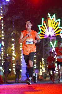 BIB: 2350
                            <button type="button" onclick="openModal(16862453)" class="btn btn-primary btn-sm float-right btn-popup" data-toggle="modal" data-target=".modal-high-quality">
                        <i class="fas fa-shopping-cart"></i> Add to Cart
                    </button>
                                            <button type="button" onclick="isThisMe(16862453, true)" class="btn btn-success btn-sm float-right btn-popup btn-isme hidden" data-toggle="tooltip" data-placement="bottom" title="นี่คือรูปของคุณใช่ไหม คลิกที่นี่เพื่อเอาเข้าอัลบั้ม">
                        <i class="fas fa-plus"></i> Add to album
                    </button>
                    <button type="button" onclick="isThisMe(16862453, false)" class="btn btn-warning btn-sm float-right btn-popup btn-isnotme hidden">
                        <i class="fas fa-ban"></i> Remove from album
                    </button>