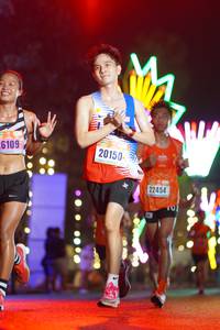 BIB: 6109, 22454
                            <button type="button" onclick="openModal(16861238)" class="btn btn-primary btn-sm float-right btn-popup" data-toggle="modal" data-target=".modal-high-quality">
                        <i class="fas fa-shopping-cart"></i> Add to Cart
                    </button>
                                            <button type="button" onclick="isThisMe(16861238, true)" class="btn btn-success btn-sm float-right btn-popup btn-isme hidden" data-toggle="tooltip" data-placement="bottom" title="นี่คือรูปของคุณใช่ไหม คลิกที่นี่เพื่อเอาเข้าอัลบั้ม">
                        <i class="fas fa-plus"></i> Add to album
                    </button>
                    <button type="button" onclick="isThisMe(16861238, false)" class="btn btn-warning btn-sm float-right btn-popup btn-isnotme hidden">
                        <i class="fas fa-ban"></i> Remove from album
                    </button>