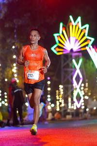 BIB: 212
                            <button type="button" onclick="openModal(16824889)" class="btn btn-primary btn-sm float-right btn-popup" data-toggle="modal" data-target=".modal-high-quality">
                        <i class="fas fa-shopping-cart"></i> Add to Cart
                    </button>
                                            <button type="button" onclick="isThisMe(16824889, true)" class="btn btn-success btn-sm float-right btn-popup btn-isme hidden" data-toggle="tooltip" data-placement="bottom" title="นี่คือรูปของคุณใช่ไหม คลิกที่นี่เพื่อเอาเข้าอัลบั้ม">
                        <i class="fas fa-plus"></i> Add to album
                    </button>
                    <button type="button" onclick="isThisMe(16824889, false)" class="btn btn-warning btn-sm float-right btn-popup btn-isnotme hidden">
                        <i class="fas fa-ban"></i> Remove from album
                    </button>