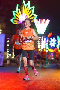 BIB: 25230
                            <button type="button" onclick="openModal(16833491)" class="btn btn-primary btn-sm float-right btn-popup" data-toggle="modal" data-target=".modal-high-quality">
                        <i class="fas fa-shopping-cart"></i> Add to Cart
                    </button>
                                            <button type="button" onclick="isThisMe(16833491, true)" class="btn btn-success btn-sm float-right btn-popup btn-isme hidden" data-toggle="tooltip" data-placement="bottom" title="นี่คือรูปของคุณใช่ไหม คลิกที่นี่เพื่อเอาเข้าอัลบั้ม">
                        <i class="fas fa-plus"></i> Add to album
                    </button>
                    <button type="button" onclick="isThisMe(16833491, false)" class="btn btn-warning btn-sm float-right btn-popup btn-isnotme hidden">
                        <i class="fas fa-ban"></i> Remove from album
                    </button>