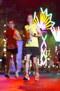 BIB: 20110, 24246
                            <button type="button" onclick="openModal(16822975)" class="btn btn-primary btn-sm float-right btn-popup" data-toggle="modal" data-target=".modal-high-quality">
                        <i class="fas fa-shopping-cart"></i> Add to Cart
                    </button>
                                            <button type="button" onclick="isThisMe(16822975, true)" class="btn btn-success btn-sm float-right btn-popup btn-isme hidden" data-toggle="tooltip" data-placement="bottom" title="นี่คือรูปของคุณใช่ไหม คลิกที่นี่เพื่อเอาเข้าอัลบั้ม">
                        <i class="fas fa-plus"></i> Add to album
                    </button>
                    <button type="button" onclick="isThisMe(16822975, false)" class="btn btn-warning btn-sm float-right btn-popup btn-isnotme hidden">
                        <i class="fas fa-ban"></i> Remove from album
                    </button>