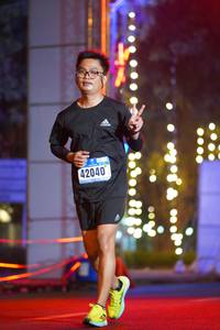 BIB: 42040
                            <button type="button" onclick="openModal(17144496)" class="btn btn-primary btn-sm float-right btn-popup" data-toggle="modal" data-target=".modal-high-quality">
                        <i class="fas fa-shopping-cart"></i> Add to Cart
                    </button>
                                            <button type="button" onclick="isThisMe(17144496, true)" class="btn btn-success btn-sm float-right btn-popup btn-isme hidden" data-toggle="tooltip" data-placement="bottom" title="นี่คือรูปของคุณใช่ไหม คลิกที่นี่เพื่อเอาเข้าอัลบั้ม">
                        <i class="fas fa-plus"></i> Add to album
                    </button>
                    <button type="button" onclick="isThisMe(17144496, false)" class="btn btn-warning btn-sm float-right btn-popup btn-isnotme hidden">
                        <i class="fas fa-ban"></i> Remove from album
                    </button>