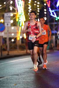 BIB: 219, 950, 2241
                            <button type="button" onclick="openModal(17646914)" class="btn btn-primary btn-sm float-right btn-popup" data-toggle="modal" data-target=".modal-high-quality">
                        <i class="fas fa-shopping-cart"></i> Add to Cart
                    </button>
                                            <button type="button" onclick="isThisMe(17646914, true)" class="btn btn-success btn-sm float-right btn-popup btn-isme hidden" data-toggle="tooltip" data-placement="bottom" title="นี่คือรูปของคุณใช่ไหม คลิกที่นี่เพื่อเอาเข้าอัลบั้ม">
                        <i class="fas fa-plus"></i> Add to album
                    </button>
                    <button type="button" onclick="isThisMe(17646914, false)" class="btn btn-warning btn-sm float-right btn-popup btn-isnotme hidden">
                        <i class="fas fa-ban"></i> Remove from album
                    </button>