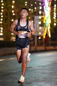 BIB: 954
                            <button type="button" onclick="openModal(17623387)" class="btn btn-primary btn-sm float-right btn-popup" data-toggle="modal" data-target=".modal-high-quality">
                        <i class="fas fa-shopping-cart"></i> Add to Cart
                    </button>
                                            <button type="button" onclick="isThisMe(17623387, true)" class="btn btn-success btn-sm float-right btn-popup btn-isme hidden" data-toggle="tooltip" data-placement="bottom" title="นี่คือรูปของคุณใช่ไหม คลิกที่นี่เพื่อเอาเข้าอัลบั้ม">
                        <i class="fas fa-plus"></i> Add to album
                    </button>
                    <button type="button" onclick="isThisMe(17623387, false)" class="btn btn-warning btn-sm float-right btn-popup btn-isnotme hidden">
                        <i class="fas fa-ban"></i> Remove from album
                    </button>