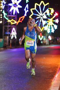 BIB: 20045
                            <button type="button" onclick="openModal(17621128)" class="btn btn-primary btn-sm float-right btn-popup" data-toggle="modal" data-target=".modal-high-quality">
                        <i class="fas fa-shopping-cart"></i> Add to Cart
                    </button>
                                            <button type="button" onclick="isThisMe(17621128, true)" class="btn btn-success btn-sm float-right btn-popup btn-isme hidden" data-toggle="tooltip" data-placement="bottom" title="นี่คือรูปของคุณใช่ไหม คลิกที่นี่เพื่อเอาเข้าอัลบั้ม">
                        <i class="fas fa-plus"></i> Add to album
                    </button>
                    <button type="button" onclick="isThisMe(17621128, false)" class="btn btn-warning btn-sm float-right btn-popup btn-isnotme hidden">
                        <i class="fas fa-ban"></i> Remove from album
                    </button>