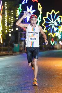 BIB: 20091
                            <button type="button" onclick="openModal(17621545)" class="btn btn-primary btn-sm float-right btn-popup" data-toggle="modal" data-target=".modal-high-quality">
                        <i class="fas fa-shopping-cart"></i> Add to Cart
                    </button>
                                            <button type="button" onclick="isThisMe(17621545, true)" class="btn btn-success btn-sm float-right btn-popup btn-isme hidden" data-toggle="tooltip" data-placement="bottom" title="นี่คือรูปของคุณใช่ไหม คลิกที่นี่เพื่อเอาเข้าอัลบั้ม">
                        <i class="fas fa-plus"></i> Add to album
                    </button>
                    <button type="button" onclick="isThisMe(17621545, false)" class="btn btn-warning btn-sm float-right btn-popup btn-isnotme hidden">
                        <i class="fas fa-ban"></i> Remove from album
                    </button>