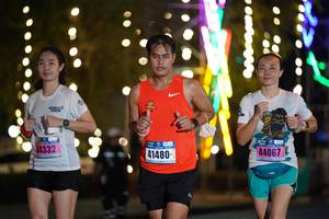 BIB: 4332, 41480, 44067
                            <button type="button" onclick="openModal(17649158)" class="btn btn-primary btn-sm float-right btn-popup" data-toggle="modal" data-target=".modal-high-quality">
                        <i class="fas fa-shopping-cart"></i> Add to Cart
                    </button>
                                            <button type="button" onclick="isThisMe(17649158, true)" class="btn btn-success btn-sm float-right btn-popup btn-isme hidden" data-toggle="tooltip" data-placement="bottom" title="นี่คือรูปของคุณใช่ไหม คลิกที่นี่เพื่อเอาเข้าอัลบั้ม">
                        <i class="fas fa-plus"></i> Add to album
                    </button>
                    <button type="button" onclick="isThisMe(17649158, false)" class="btn btn-warning btn-sm float-right btn-popup btn-isnotme hidden">
                        <i class="fas fa-ban"></i> Remove from album
                    </button>