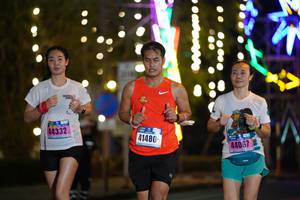 BIB: 44332, 41480, 44067
                            <button type="button" onclick="openModal(17649142)" class="btn btn-primary btn-sm float-right btn-popup" data-toggle="modal" data-target=".modal-high-quality">
                        <i class="fas fa-shopping-cart"></i> Add to Cart
                    </button>
                                            <button type="button" onclick="isThisMe(17649142, true)" class="btn btn-success btn-sm float-right btn-popup btn-isme hidden" data-toggle="tooltip" data-placement="bottom" title="นี่คือรูปของคุณใช่ไหม คลิกที่นี่เพื่อเอาเข้าอัลบั้ม">
                        <i class="fas fa-plus"></i> Add to album
                    </button>
                    <button type="button" onclick="isThisMe(17649142, false)" class="btn btn-warning btn-sm float-right btn-popup btn-isnotme hidden">
                        <i class="fas fa-ban"></i> Remove from album
                    </button>