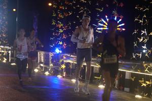 BIB: 40356, 43190
                            <button type="button" onclick="openModal(16095105)" class="btn btn-primary btn-sm float-right btn-popup" data-toggle="modal" data-target=".modal-high-quality">
                        <i class="fas fa-shopping-cart"></i> Add to Cart
                    </button>
                                            <button type="button" onclick="isThisMe(16095105, true)" class="btn btn-success btn-sm float-right btn-popup btn-isme hidden" data-toggle="tooltip" data-placement="bottom" title="นี่คือรูปของคุณใช่ไหม คลิกที่นี่เพื่อเอาเข้าอัลบั้ม">
                        <i class="fas fa-plus"></i> Add to album
                    </button>
                    <button type="button" onclick="isThisMe(16095105, false)" class="btn btn-warning btn-sm float-right btn-popup btn-isnotme hidden">
                        <i class="fas fa-ban"></i> Remove from album
                    </button>