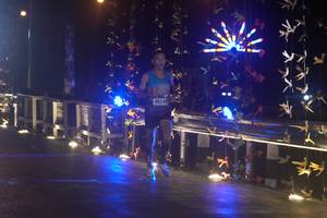 BIB: 4024
                            <button type="button" onclick="openModal(16096337)" class="btn btn-primary btn-sm float-right btn-popup" data-toggle="modal" data-target=".modal-high-quality">
                        <i class="fas fa-shopping-cart"></i> Add to Cart
                    </button>
                                            <button type="button" onclick="isThisMe(16096337, true)" class="btn btn-success btn-sm float-right btn-popup btn-isme hidden" data-toggle="tooltip" data-placement="bottom" title="นี่คือรูปของคุณใช่ไหม คลิกที่นี่เพื่อเอาเข้าอัลบั้ม">
                        <i class="fas fa-plus"></i> Add to album
                    </button>
                    <button type="button" onclick="isThisMe(16096337, false)" class="btn btn-warning btn-sm float-right btn-popup btn-isnotme hidden">
                        <i class="fas fa-ban"></i> Remove from album
                    </button>