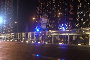 BIB: 4053
                            <button type="button" onclick="openModal(16094137)" class="btn btn-primary btn-sm float-right btn-popup" data-toggle="modal" data-target=".modal-high-quality">
                        <i class="fas fa-shopping-cart"></i> Add to Cart
                    </button>
                                            <button type="button" onclick="isThisMe(16094137, true)" class="btn btn-success btn-sm float-right btn-popup btn-isme hidden" data-toggle="tooltip" data-placement="bottom" title="นี่คือรูปของคุณใช่ไหม คลิกที่นี่เพื่อเอาเข้าอัลบั้ม">
                        <i class="fas fa-plus"></i> Add to album
                    </button>
                    <button type="button" onclick="isThisMe(16094137, false)" class="btn btn-warning btn-sm float-right btn-popup btn-isnotme hidden">
                        <i class="fas fa-ban"></i> Remove from album
                    </button>