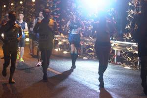 BIB: 4226, 0472, 40015
                            <button type="button" onclick="openModal(16648560)" class="btn btn-primary btn-sm float-right btn-popup" data-toggle="modal" data-target=".modal-high-quality">
                        <i class="fas fa-shopping-cart"></i> Add to Cart
                    </button>
                                            <button type="button" onclick="isThisMe(16648560, true)" class="btn btn-success btn-sm float-right btn-popup btn-isme hidden" data-toggle="tooltip" data-placement="bottom" title="นี่คือรูปของคุณใช่ไหม คลิกที่นี่เพื่อเอาเข้าอัลบั้ม">
                        <i class="fas fa-plus"></i> Add to album
                    </button>
                    <button type="button" onclick="isThisMe(16648560, false)" class="btn btn-warning btn-sm float-right btn-popup btn-isnotme hidden">
                        <i class="fas fa-ban"></i> Remove from album
                    </button>