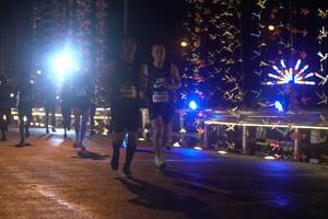 BIB: 40433
                            <button type="button" onclick="openModal(16255399)" class="btn btn-primary btn-sm float-right btn-popup" data-toggle="modal" data-target=".modal-high-quality">
                        <i class="fas fa-shopping-cart"></i> Add to Cart
                    </button>
                                            <button type="button" onclick="isThisMe(16255399, true)" class="btn btn-success btn-sm float-right btn-popup btn-isme hidden" data-toggle="tooltip" data-placement="bottom" title="นี่คือรูปของคุณใช่ไหม คลิกที่นี่เพื่อเอาเข้าอัลบั้ม">
                        <i class="fas fa-plus"></i> Add to album
                    </button>
                    <button type="button" onclick="isThisMe(16255399, false)" class="btn btn-warning btn-sm float-right btn-popup btn-isnotme hidden">
                        <i class="fas fa-ban"></i> Remove from album
                    </button>