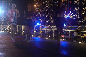 BIB: 442
                            <button type="button" onclick="openModal(16108991)" class="btn btn-primary btn-sm float-right btn-popup" data-toggle="modal" data-target=".modal-high-quality">
                        <i class="fas fa-shopping-cart"></i> Add to Cart
                    </button>
                                            <button type="button" onclick="isThisMe(16108991, true)" class="btn btn-success btn-sm float-right btn-popup btn-isme hidden" data-toggle="tooltip" data-placement="bottom" title="นี่คือรูปของคุณใช่ไหม คลิกที่นี่เพื่อเอาเข้าอัลบั้ม">
                        <i class="fas fa-plus"></i> Add to album
                    </button>
                    <button type="button" onclick="isThisMe(16108991, false)" class="btn btn-warning btn-sm float-right btn-popup btn-isnotme hidden">
                        <i class="fas fa-ban"></i> Remove from album
                    </button>