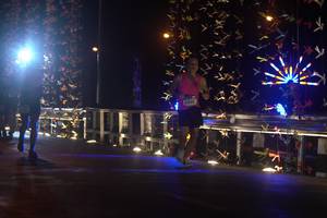 BIB: 4100
                            <button type="button" onclick="openModal(16446998)" class="btn btn-primary btn-sm float-right btn-popup" data-toggle="modal" data-target=".modal-high-quality">
                        <i class="fas fa-shopping-cart"></i> Add to Cart
                    </button>
                                            <button type="button" onclick="isThisMe(16446998, true)" class="btn btn-success btn-sm float-right btn-popup btn-isme hidden" data-toggle="tooltip" data-placement="bottom" title="นี่คือรูปของคุณใช่ไหม คลิกที่นี่เพื่อเอาเข้าอัลบั้ม">
                        <i class="fas fa-plus"></i> Add to album
                    </button>
                    <button type="button" onclick="isThisMe(16446998, false)" class="btn btn-warning btn-sm float-right btn-popup btn-isnotme hidden">
                        <i class="fas fa-ban"></i> Remove from album
                    </button>