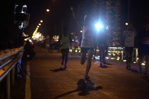 BIB: 400, 78407
                            <button type="button" onclick="openModal(16478182)" class="btn btn-primary btn-sm float-right btn-popup" data-toggle="modal" data-target=".modal-high-quality">
                        <i class="fas fa-shopping-cart"></i> Add to Cart
                    </button>
                                            <button type="button" onclick="isThisMe(16478182, true)" class="btn btn-success btn-sm float-right btn-popup btn-isme hidden" data-toggle="tooltip" data-placement="bottom" title="นี่คือรูปของคุณใช่ไหม คลิกที่นี่เพื่อเอาเข้าอัลบั้ม">
                        <i class="fas fa-plus"></i> Add to album
                    </button>
                    <button type="button" onclick="isThisMe(16478182, false)" class="btn btn-warning btn-sm float-right btn-popup btn-isnotme hidden">
                        <i class="fas fa-ban"></i> Remove from album
                    </button>